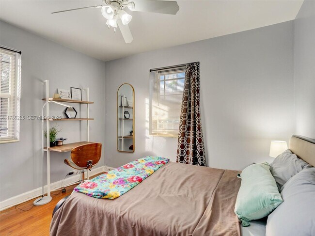 Building Photo - 400 Cadima Ave