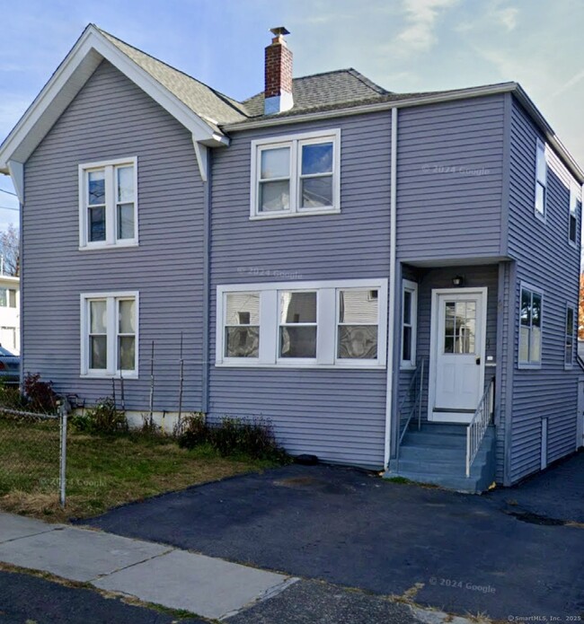 Primary Photo - 69 Smith St