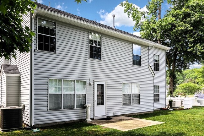 Building Photo - Beautiful 5 bedroom home in Grassfield Area of Chesapeake, VA