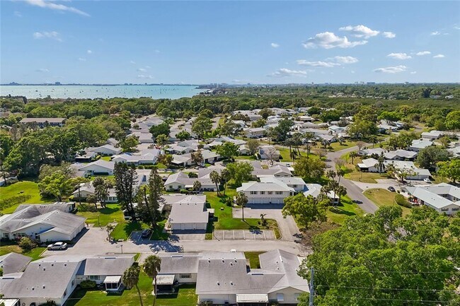 Building Photo - 3280 37th Way S