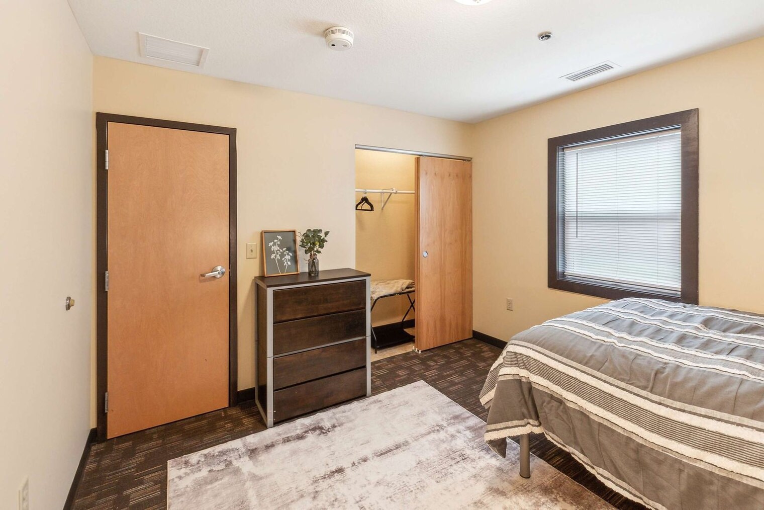 Building Photo - 1695 N Lexington-Springmill Rd