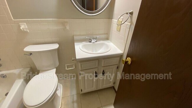 Building Photo - 52 Candlewood Ct