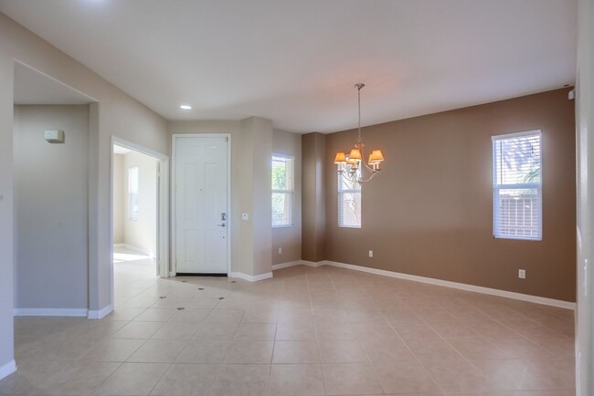 Building Photo - Spacious Rosemont 4-bedroom with Loft, and...