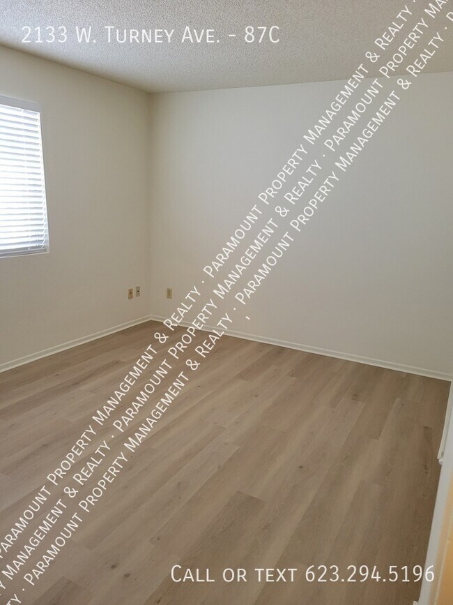 Building Photo - 2133 W Turney Ave