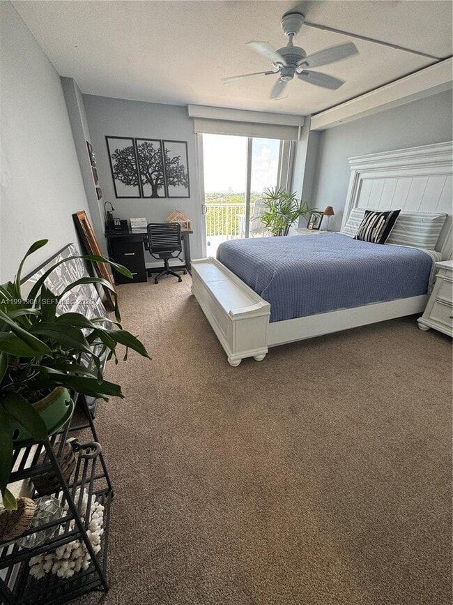 Building Photo - 150 SE 25th Rd