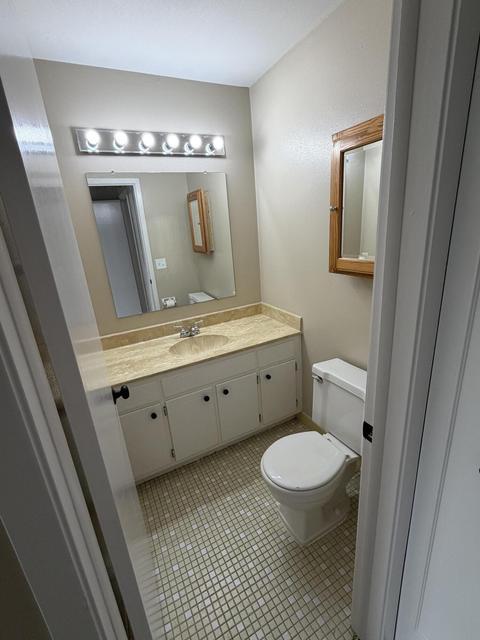 Building Photo - 4200 W Rivers Edge Cir