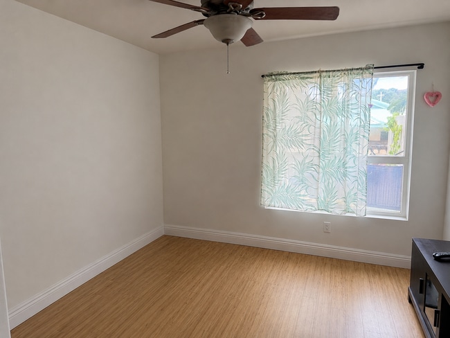 Building Photo - Central Maui - 3 bedroom, 2 bath condo, 5 min from hospital, Kaiser & gov't facilities