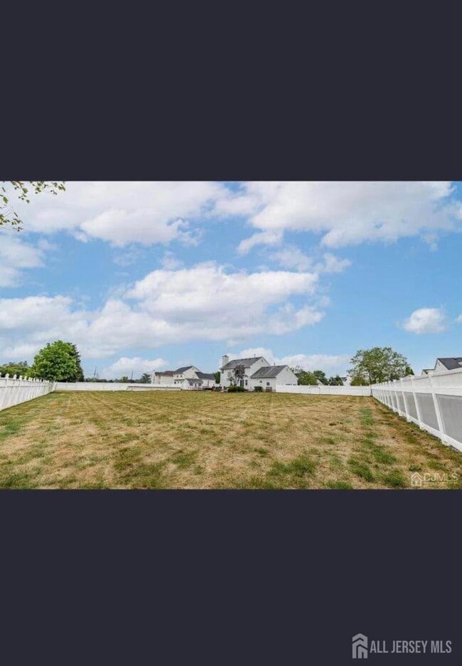 Building Photo - 5 Gunther Loop