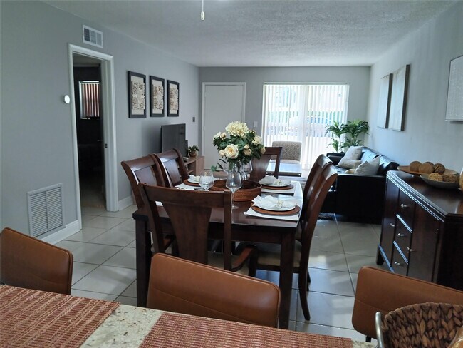 Building Photo - 55 SE 14th St