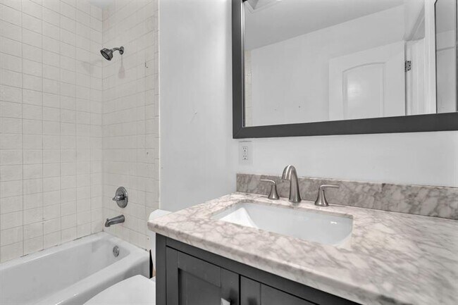 Building Photo - 3896 Meadow Ln