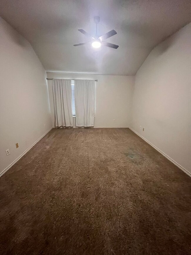 Building Photo - NEW IN MANAGEMENT - AVAILABLE NOW