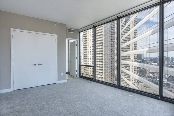 Building Photo - 515 N State St