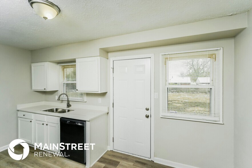 Building Photo - 5304 Rural Way