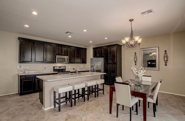 Building Photo - Beautiful 4BR Gated Home in Lehi Crossing ...