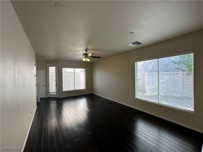 Building Photo - 10434 Amber Night St