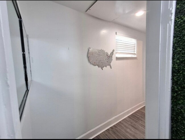 Building Photo - Fully Furnished 1 bedroom in Ludlow – All Utilities Included