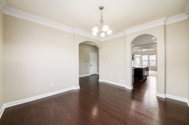 Building Photo - 8865 Sweetshade Dr