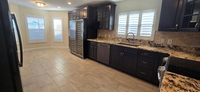 Building Photo - 2125 Barbosa Ct