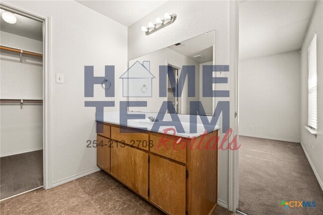 Building Photo - 3808 Kevin Shaw Dr