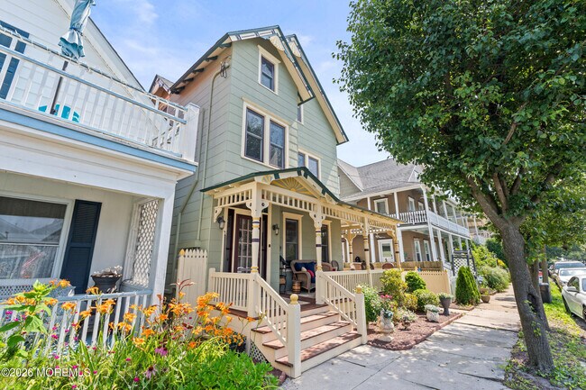 Building Photo - 75 Webb Ave