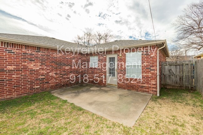 Building Photo - Beautiful 3 Bedroom, 2 Bath Home!