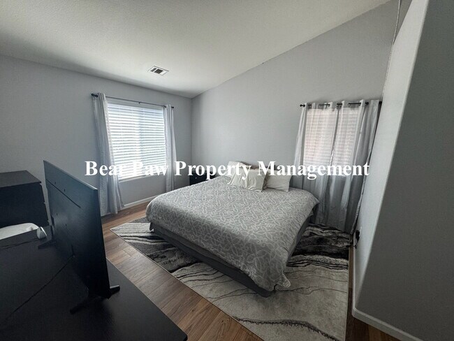 Building Photo - Nice Condo in Littleton!  Close to C470 an...