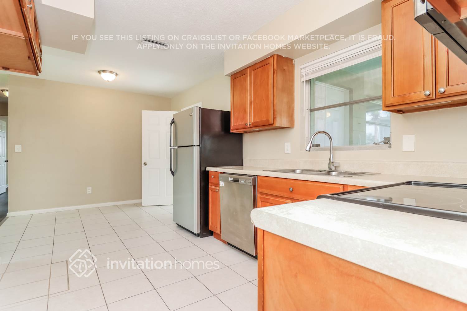 Building Photo - 11124 64th Terrace N