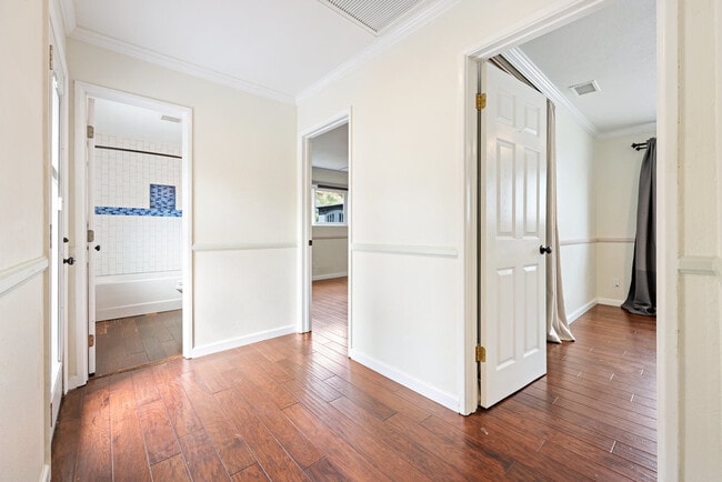 Building Photo - 4741 Allied Rd