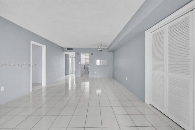 Building Photo - 3030 Marcos Dr