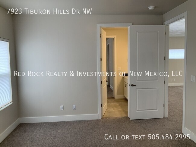 Building Photo - 7923 Tiburon Hills Drive NW