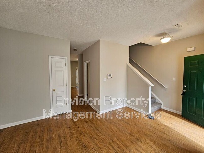 Building Photo - 3275 Oakley Pl