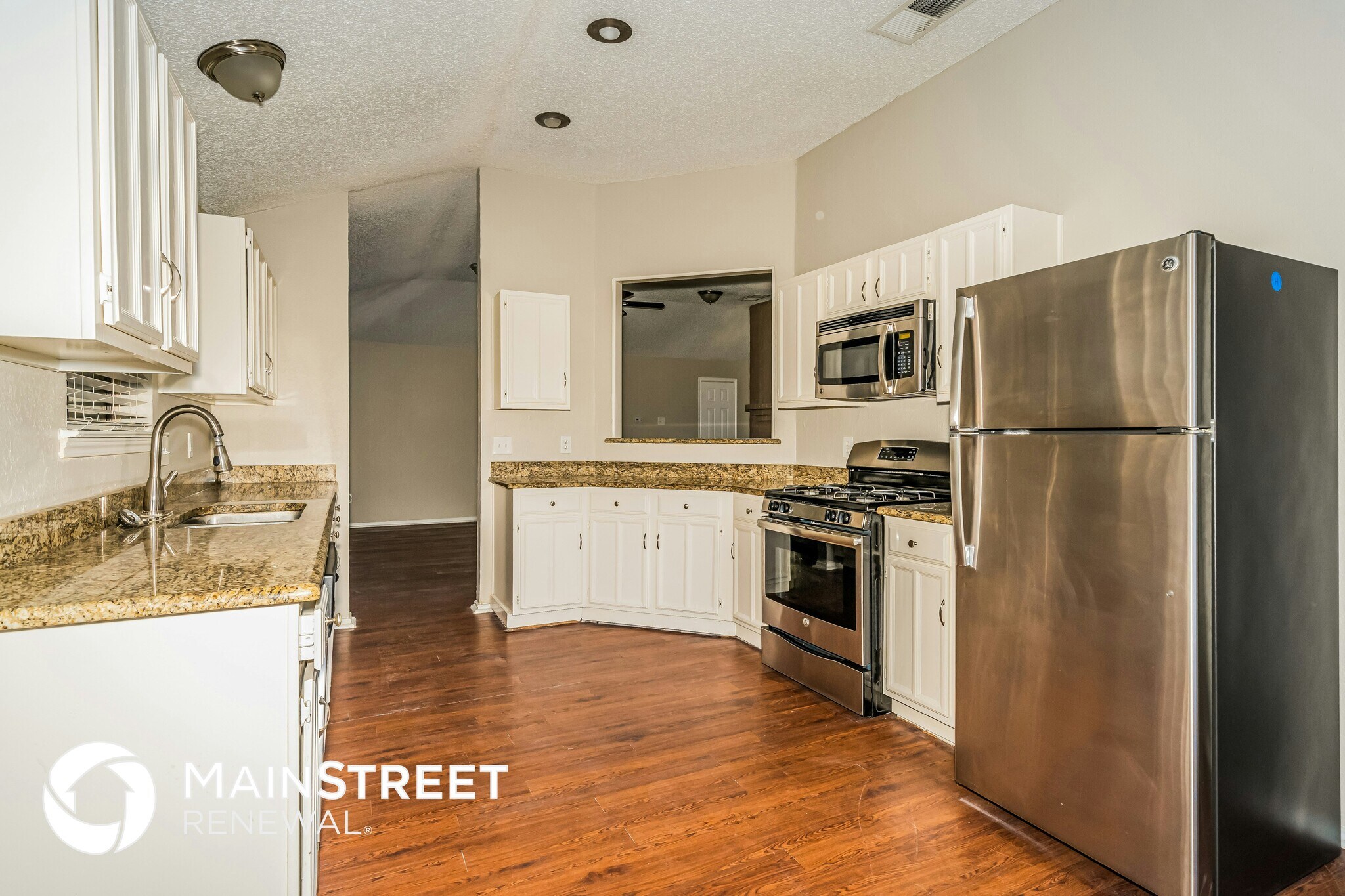 Building Photo - 513 Quail Hollow Dr