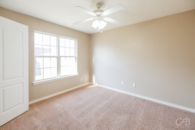 Building Photo - For Lease