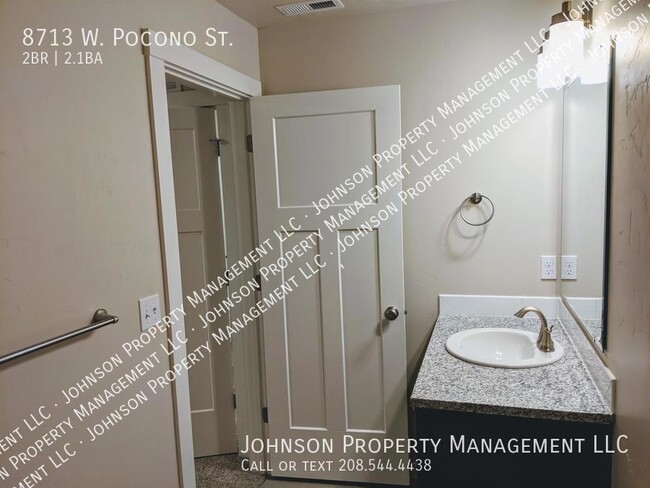 Building Photo - 8713 W Pocono St
