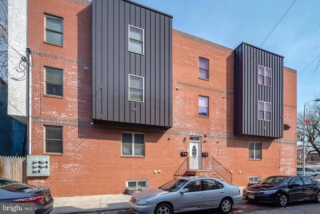 Building Photo - 1511 W Susquehanna Ave