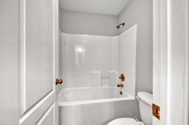 Building Photo - 9431 Pouder Ln