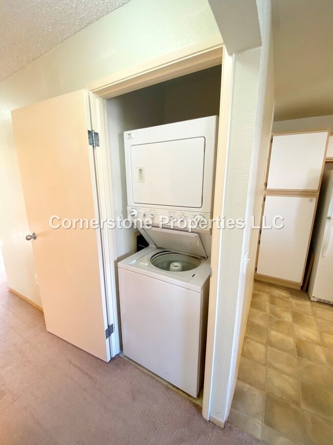 Building Photo - 95-1147-1147 Makaikai St