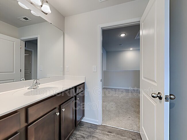 Building Photo - 746 Pointe Andrews Drive