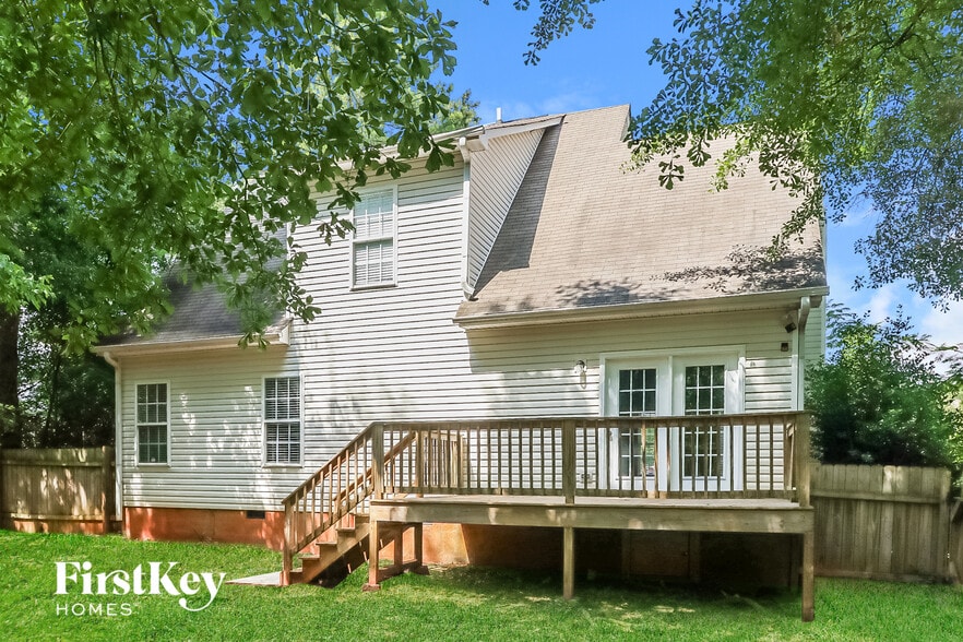 Building Photo - 2630 Argo Dr SE