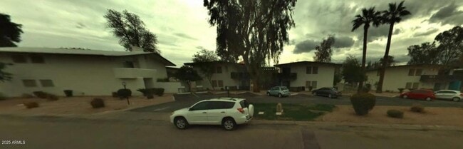 Primary Photo - 5128 N 15th St