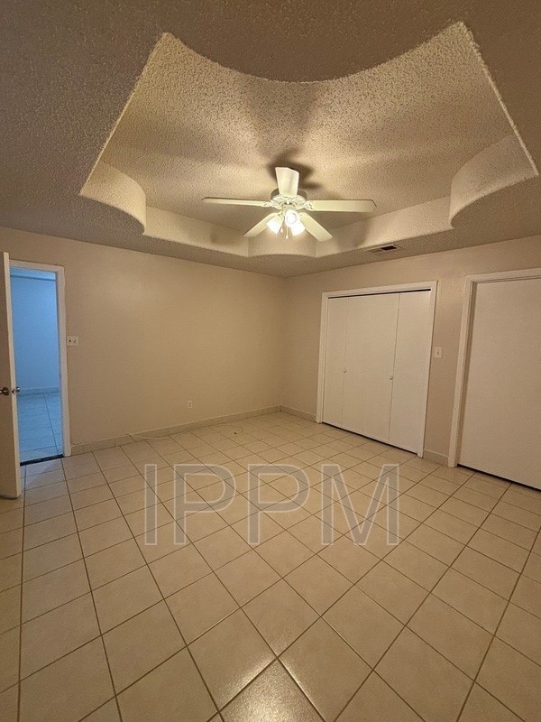 Building Photo - 1500 Palm Valley Dr W