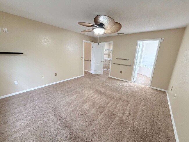 Building Photo - Charming 3BR/2BA Rental in Hillside Heights – South Lakeland