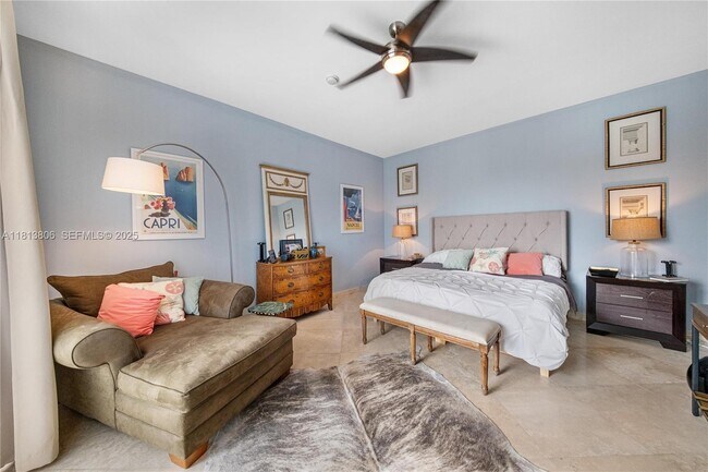 Building Photo - 6103 Aqua Ave