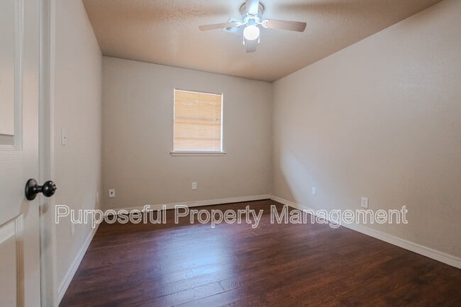 Building Photo - 202 Stanton Dr