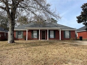Building Photo - 6882 Red Cedar Dr