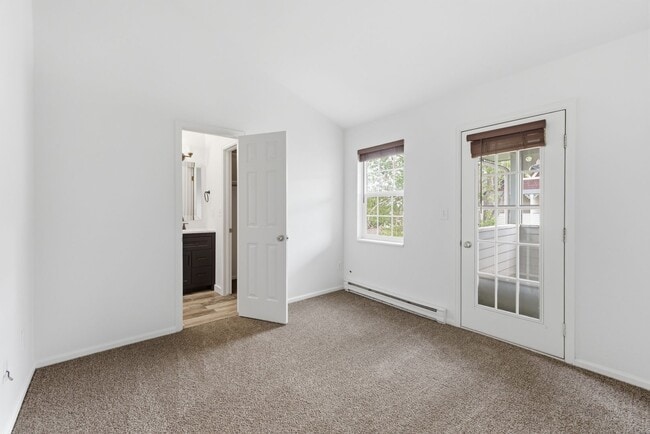 Building Photo - Newly Updated Throughout 2-Bed, 2.5-Bath Condo in Great Fort Collins Location!