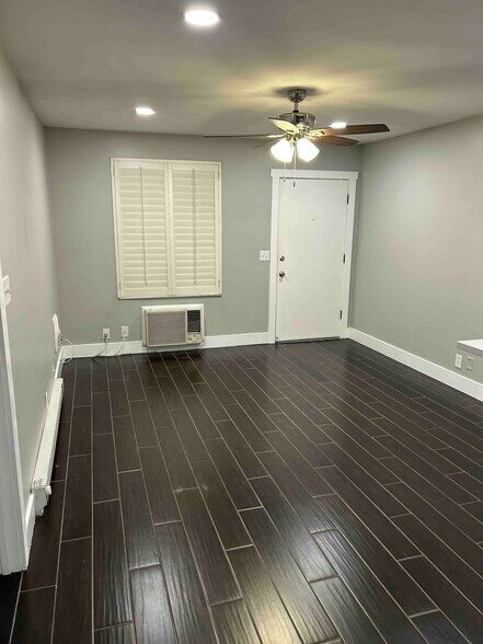 Building Photo - 2601 Hillsboro Pike