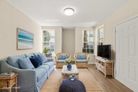 Building Photo - 1609 Belmont Pl