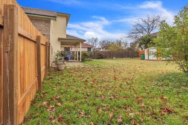 Building Photo - 1700 W Pflugerville Pkwy