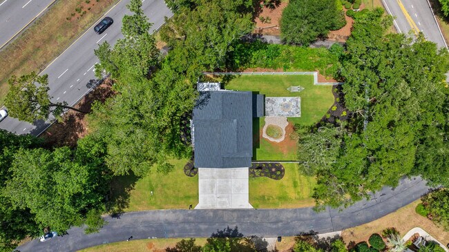 Building Photo - 110 N Boyle Dr